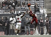 开云体育官网-河床迎战利物浦，防守反击或成致胜关键