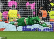 开云体育登录-巴勒莫门将扑出神奇点球，大放异彩的简单介绍