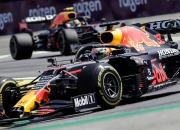 开云体育app-F1赛车赛事中湖人战胜对手成功夺冠