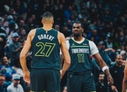 开云体育登录-马刺球员受伤退场，球队遭遇连败