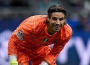 开云体育app-尤文图斯门将神勇表现，力保球门不失