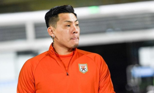 山东鲁能实力碾压对手，球迷尽情欢呼