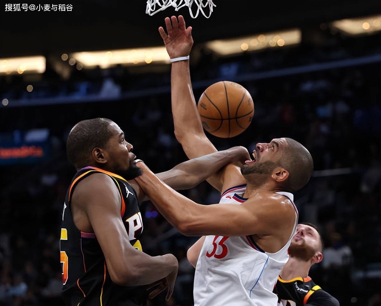 快船锋线连续砍分，赢得比赛