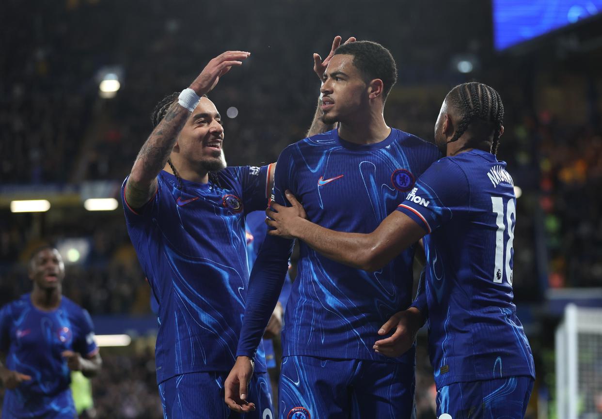 南安普顿主场大胜沃特福德，重返联赛前十