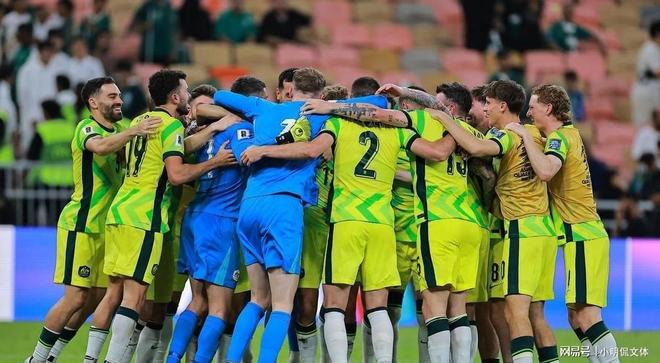 足球比赛成为人们关注的焦点,引发热议 足球比赛成为人们关注的焦点,引发热议