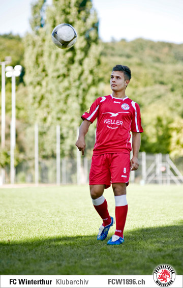 阿尔巴尼亚运动员勇夺乒乓球冠军