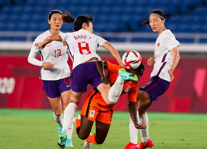 荷兰女足在巅峰赛事中崭露头角 荷兰女足在巅峰赛事中崭露头角