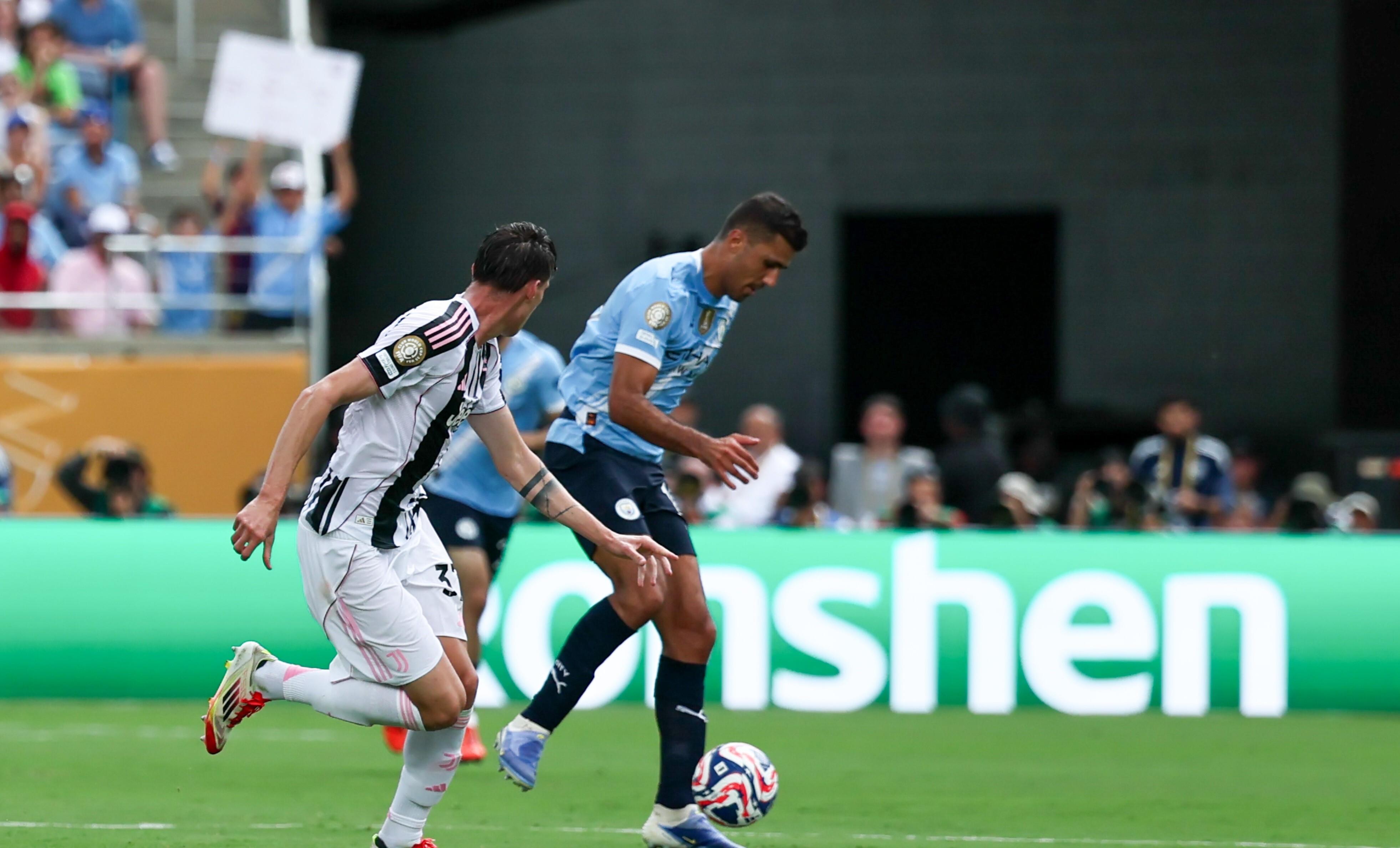 曼城主场大胜,豪取连胜 曼城主场大胜,豪取连胜