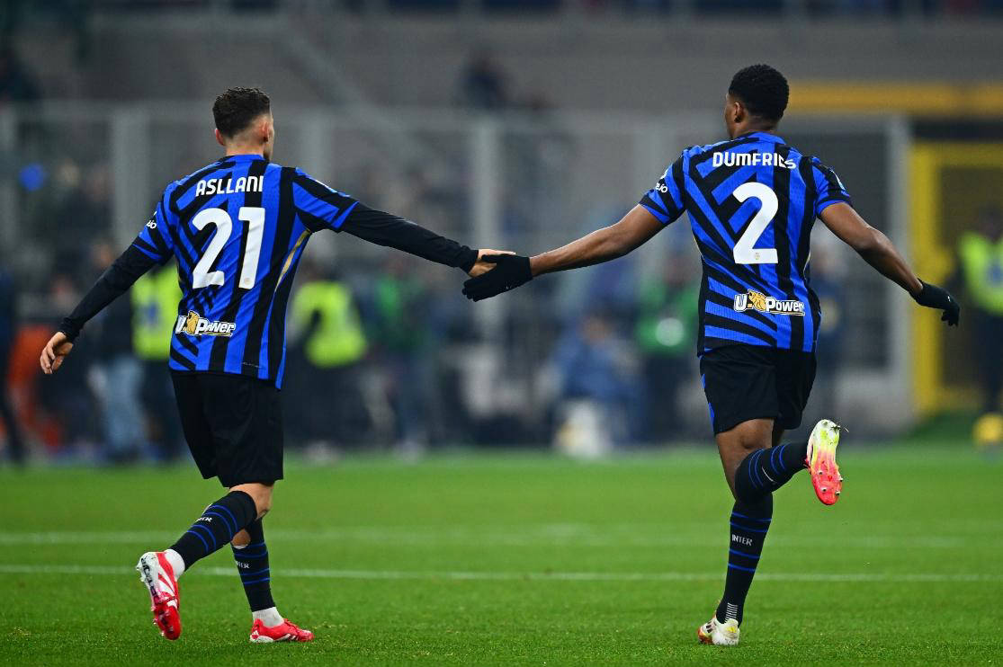 那不勒斯队伍奋力拼搏,追赶领先者的简单介绍 那不勒斯队伍奋力拼搏,追赶领先者的简单介绍