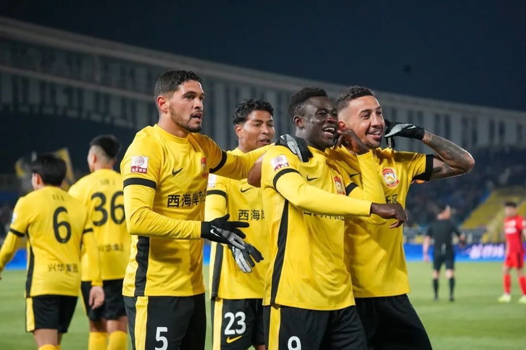 中超领头羊将面临巨大挑战 中超领头羊将面临巨大挑战