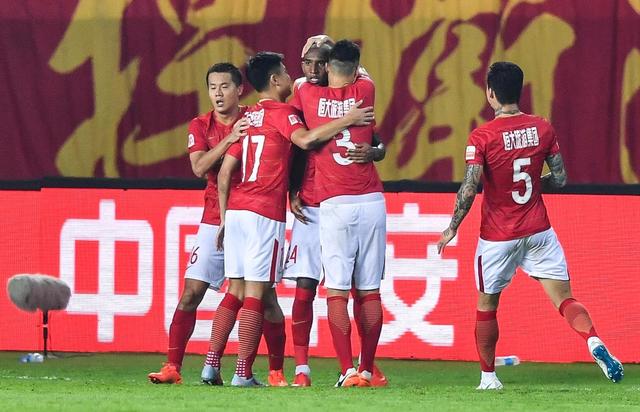 恒大迎来一场惊险的高尔夫对决的简单介绍