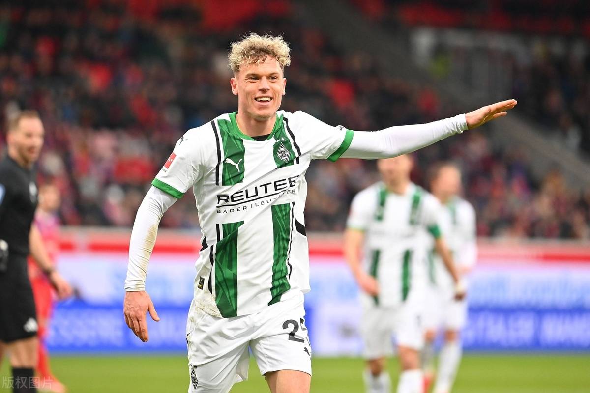 门兴格拉德巴赫客场击败弗赖堡，联赛成绩逐渐改善的简单介绍