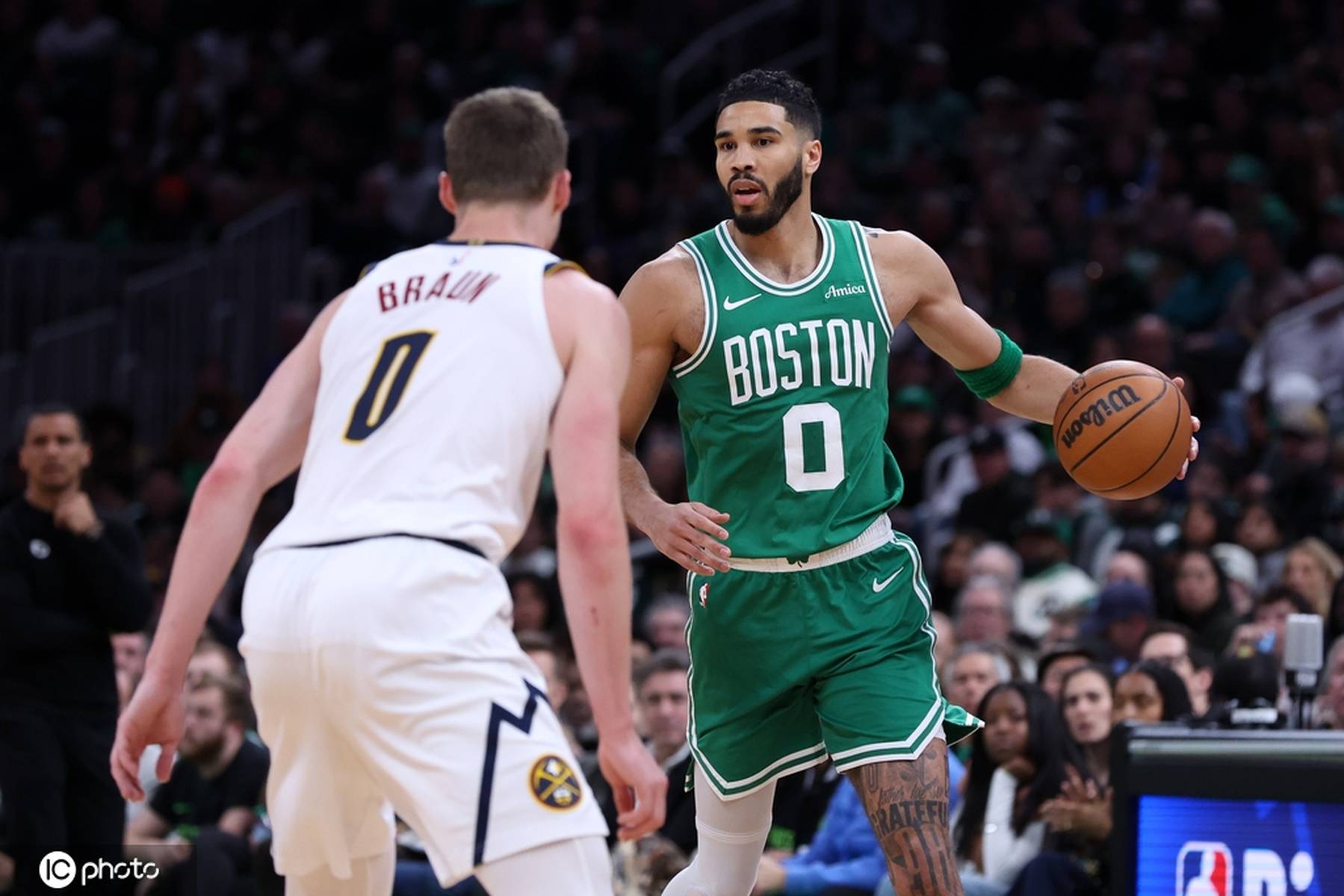 关于凯尔特人大胜开拓者,全队庆祝士气大增的信息 关于凯尔特人大胜开拓者,全队庆祝士气大增的信息