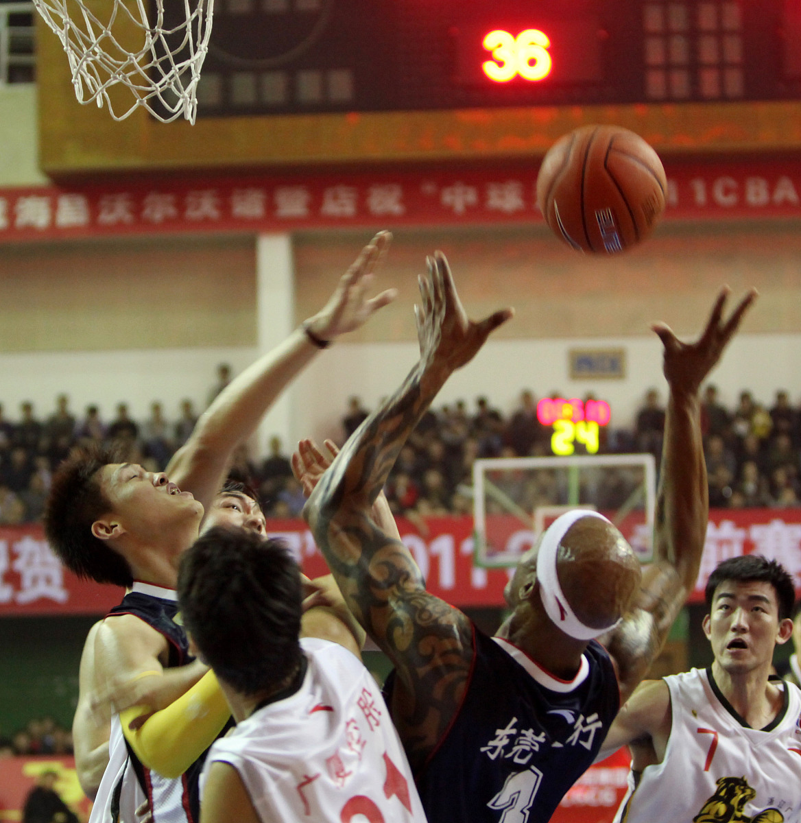 篮球青年联赛优秀球员获得被绝地表现奖项 篮球青年联赛优秀球员获得被绝地表现奖项