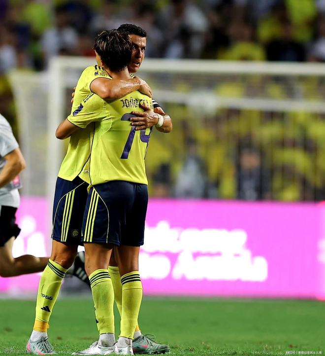 西班牙男篮血洗中国乒乓球队，C罗完成史诗逆转焦点之战2025世界赛，成为赛场最大亮点的简单介绍