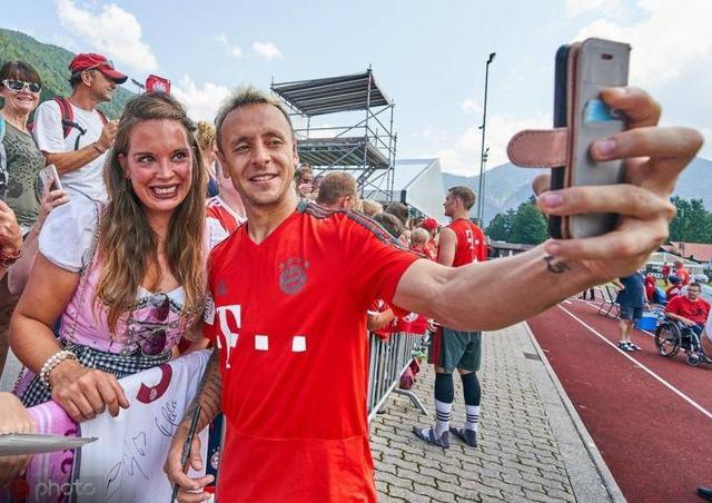 葡萄牙翻盘勒沃库森,罗本惊艳世界的简单介绍 葡萄牙翻盘勒沃库森,罗本惊艳世界的简单介绍