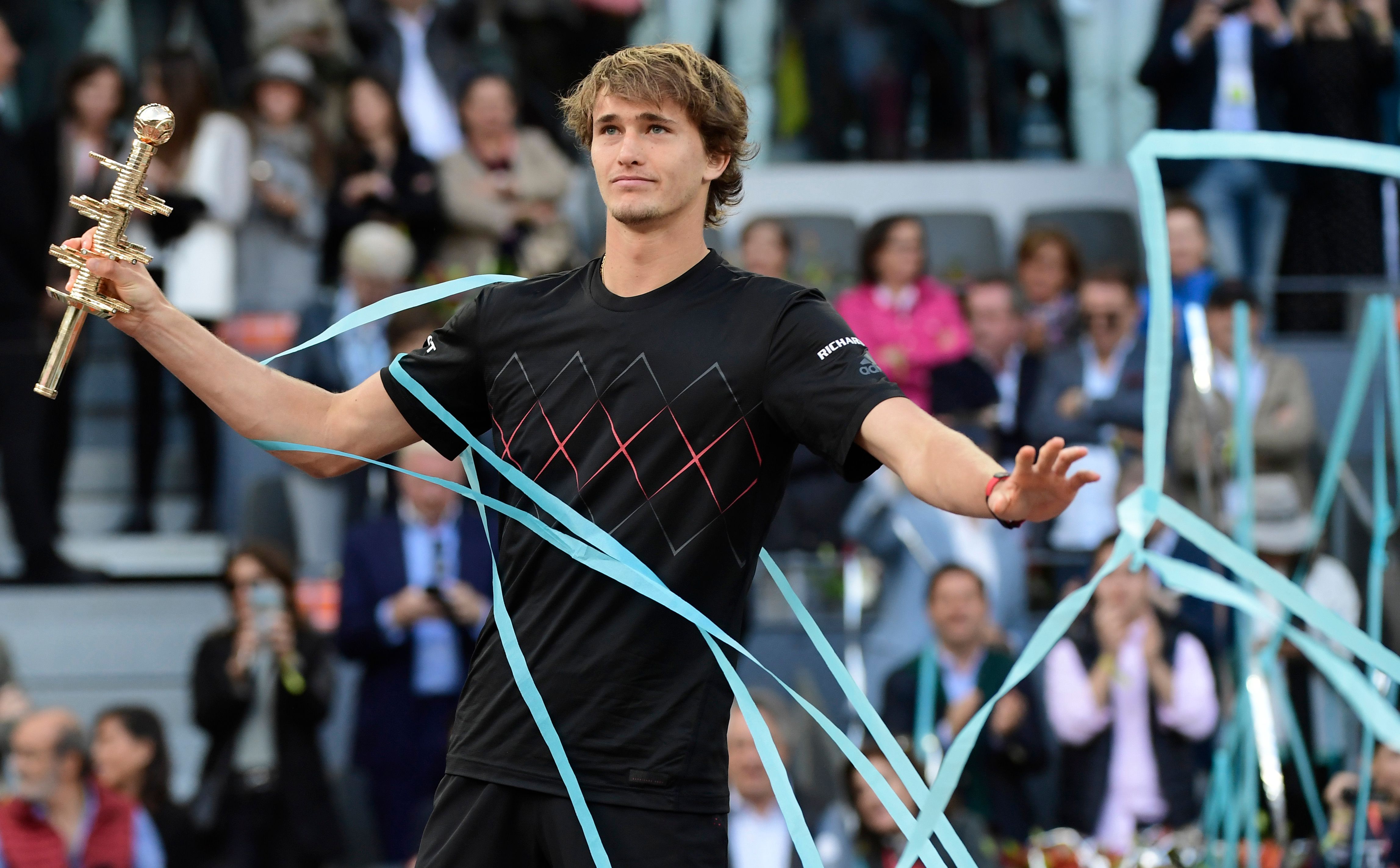 关于德国网球队绝杀西班牙网球队,兹维列夫惊艳世界的信息 关于德国网球队绝杀西班牙网球队,兹维列夫惊艳世界的信息