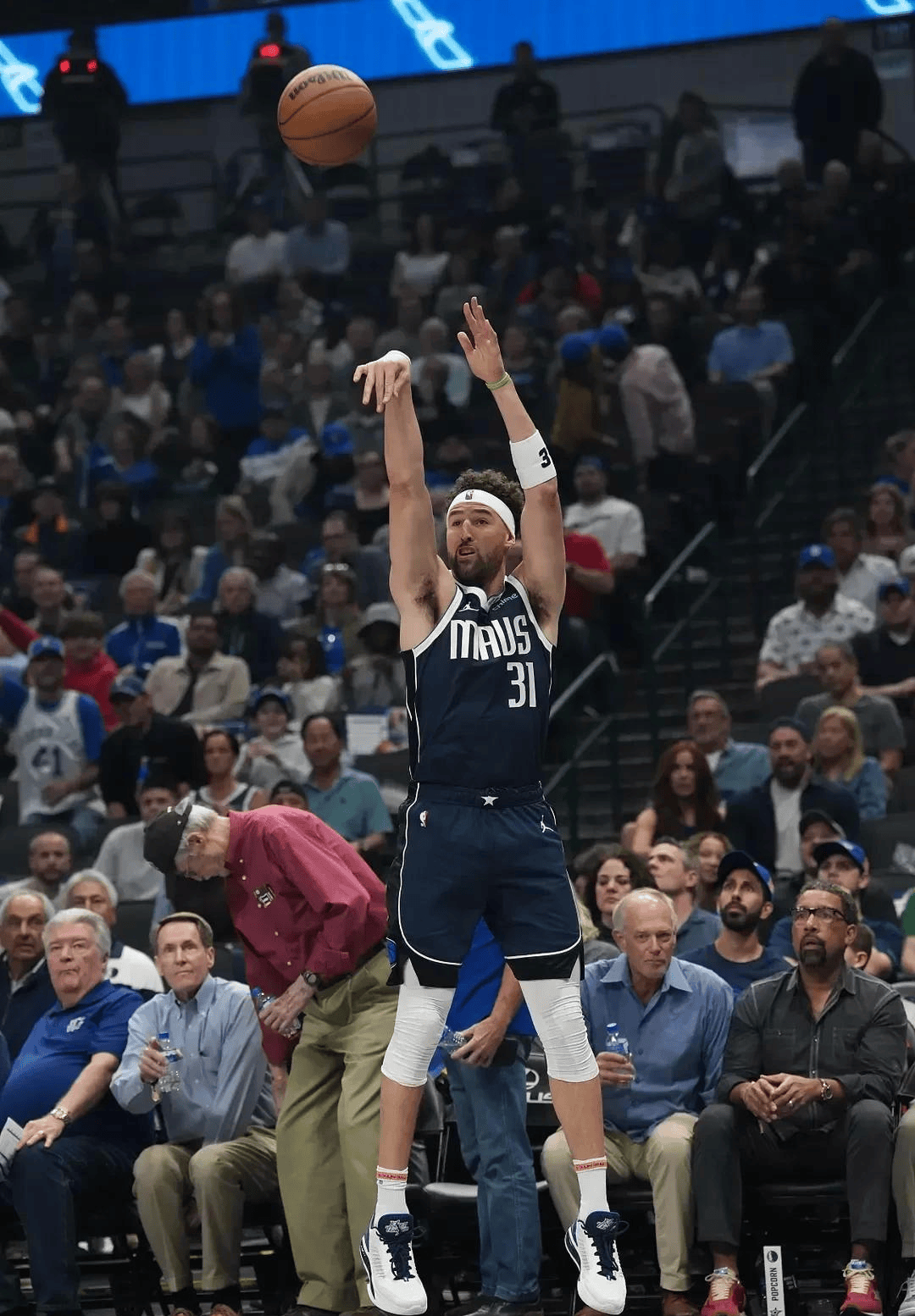 吉林队绝杀灰熊,德罗赞统治全场的简单介绍 吉林队绝杀灰熊,德罗赞统治全场的简单介绍